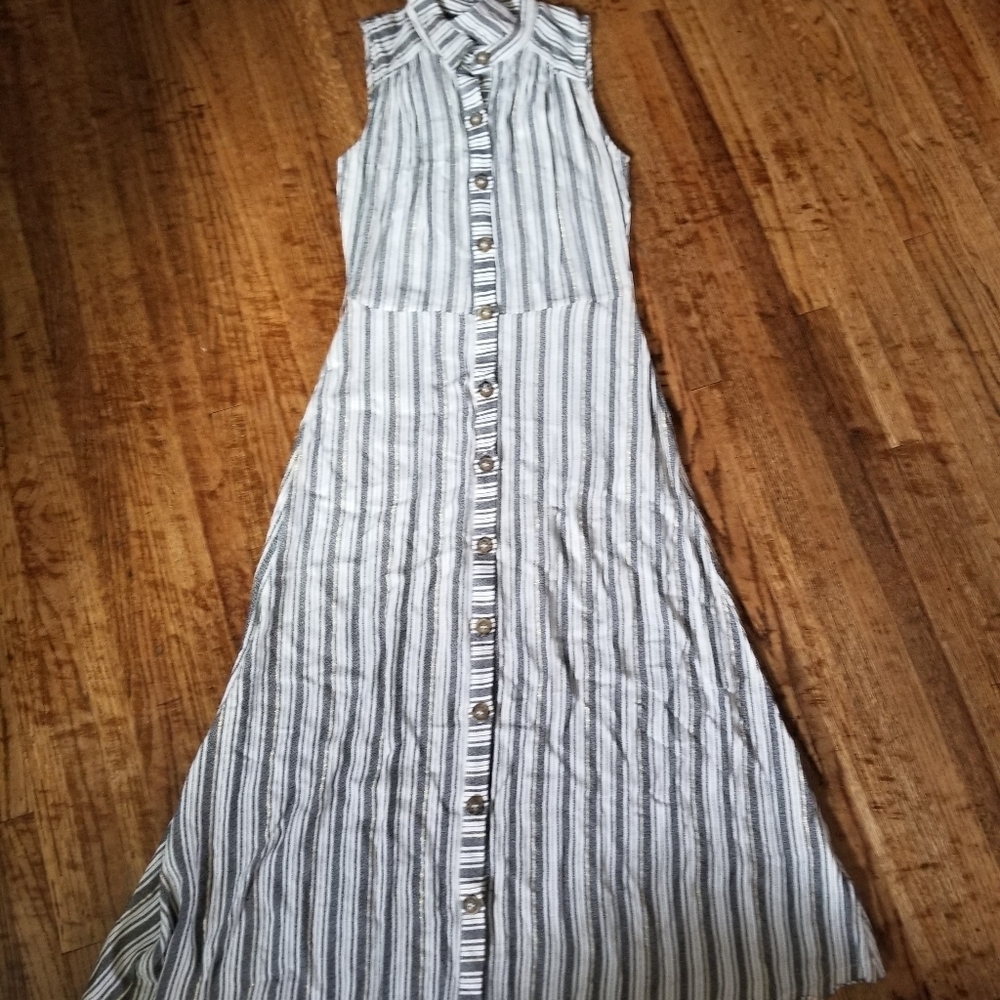 ECI Dress - Picture 1 of 7